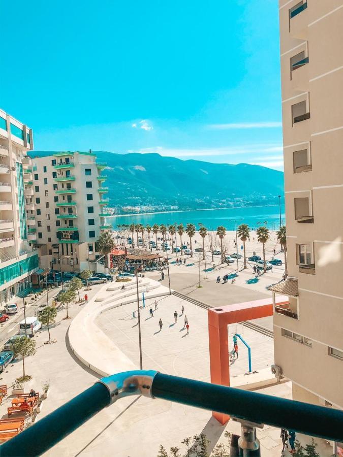 Mimi'S Beach Apartment فلورا المظهر الخارجي الصورة